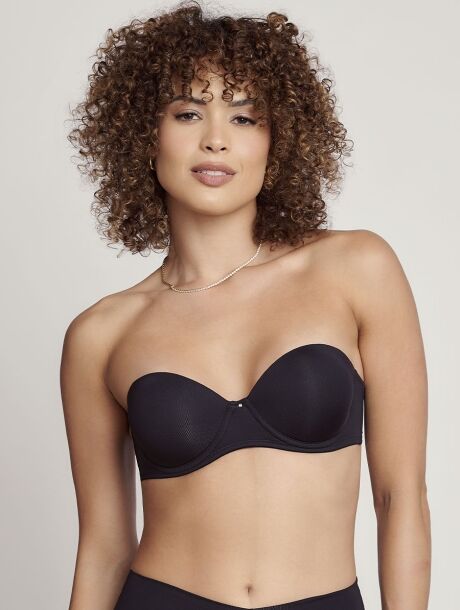 sutiã-balconet-thaís-essencial-preto_2 Sutiã Balconet Thaís Essencial com bojos e aro para sustentação.