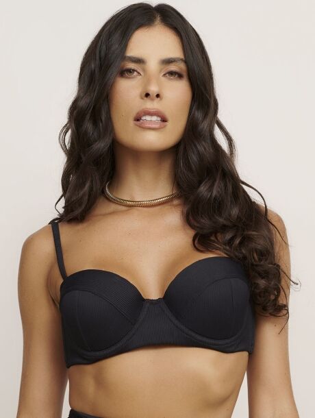 Top meia taça tomara que caia preto em microfibra canelada, elegante e confortável